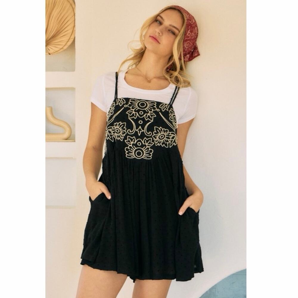 Oddi Black Embroidered Swiss Dot Romper – Size 3XL – NWT